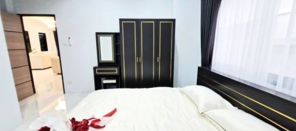 3 Schlafzimmer Haus in Pattaya, Thailand, Nr. 27348 12
