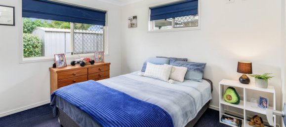 5 bedrooms House in Bongaree, Australia No. 389 20