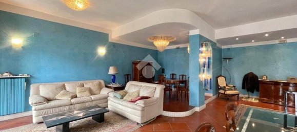 4 bedrooms Apartment in San Giorgio a Cremano, Italy No. 342240 4