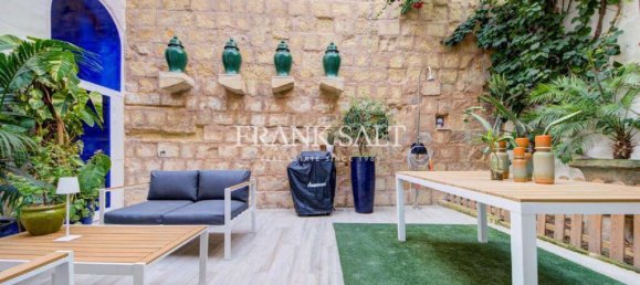 1 غرف نوم منزل في Bormla, Malta رقم 2476 7