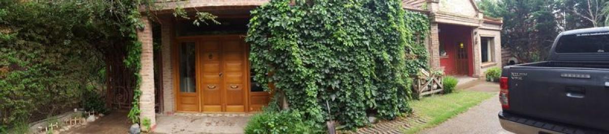 3 bedrooms House in Buenos Aires, Argentina No. 65469