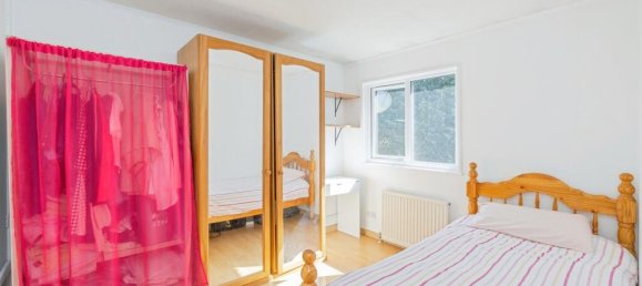 3 Schlafzimmer Haus in Watford, United Kingdom, Nr. 6222 6