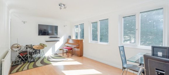 3 Schlafzimmer Haus in Watford, United Kingdom, Nr. 6222 11