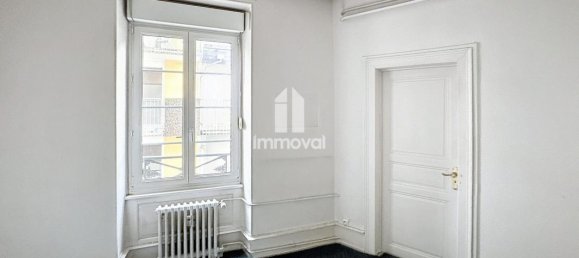 5 chambres Appartement à Strasbourg, France No. 225955 8