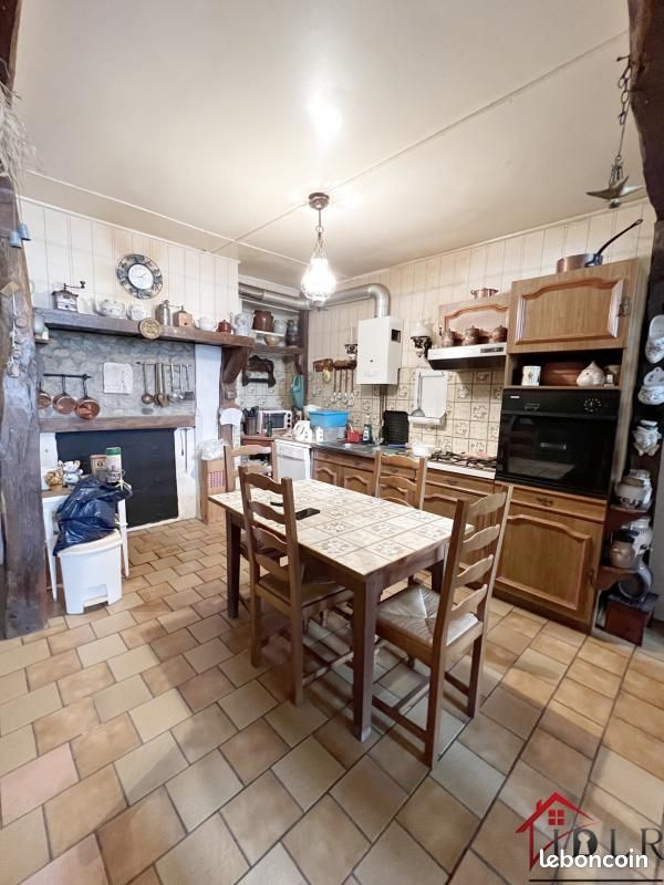 3 chambres Maison de ville à Voisey, France No. 271598