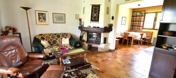 5 bedrooms House in Tremblay-les-Villages, France No. 275890 2