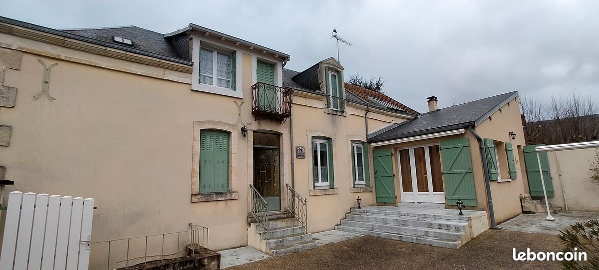 4 Schlafzimmer Haus in Reuilly, France, Nr. 64597