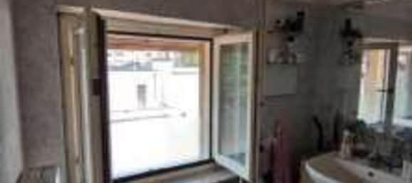 3-salle Appartement à Busto Arsizio, Italy No. 259006 19