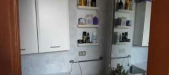 3-salle Appartement à Busto Arsizio, Italy No. 259006 12