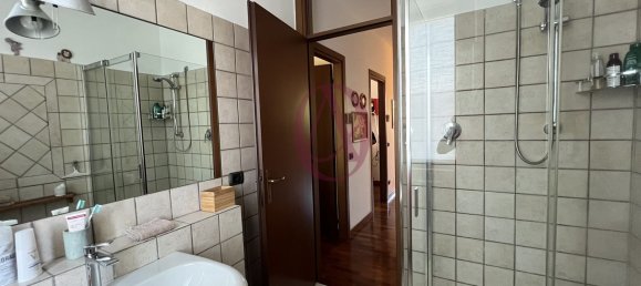 5 bedrooms House in Castellanza, Italy No. 361249 42