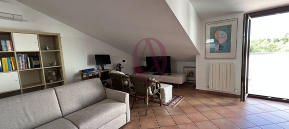 5 bedrooms House in Castellanza, Italy No. 361249 30