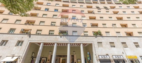 Пентхаус с 2 спальнями в Рим, Италия № 348003 40