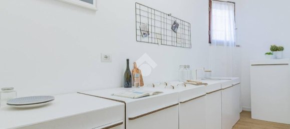 1 bedroom Apartment in Milan, Italy No. 262043 16