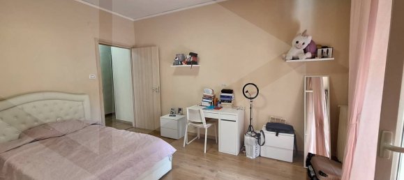 4-salle Appartement à Naples, Italy No. 34530 27