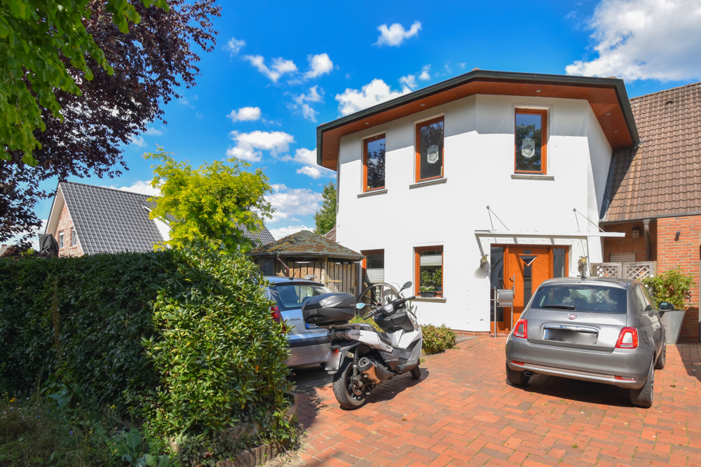 Таунхаус с 6 комнатами в Клоппенбург, Германия № 30102