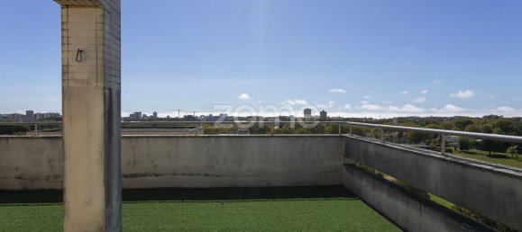 4 bedrooms Duplex in Senhora da Hora, Portugal No. 38149 36