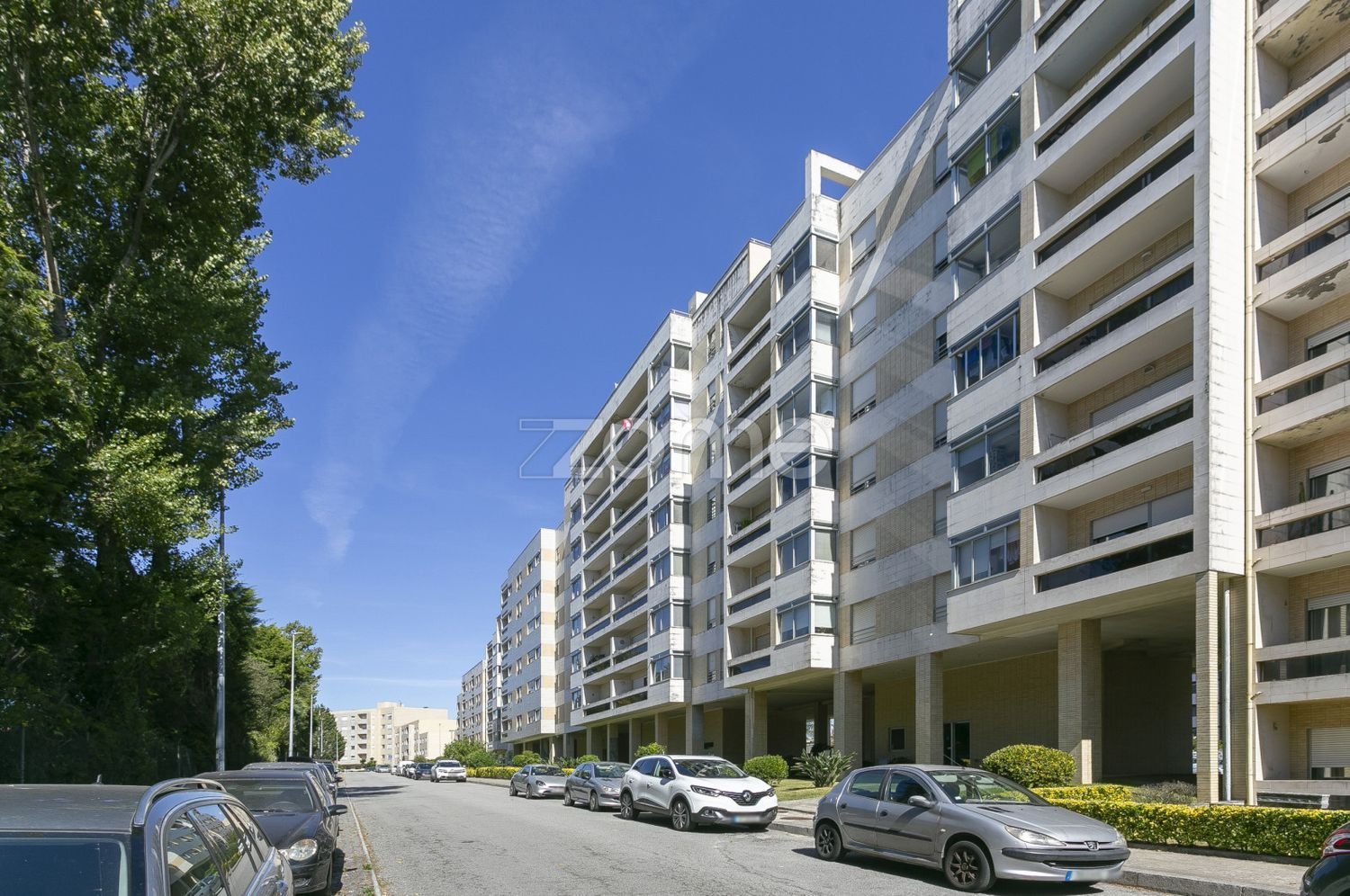 4 bedrooms Duplex in Senhora da Hora, Portugal No. 38149