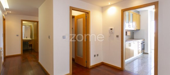 4 bedrooms Duplex in Senhora da Hora, Portugal No. 38149 15