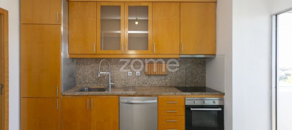 4 bedrooms Duplex in Senhora da Hora, Portugal No. 38149 12