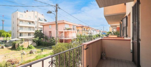 2 Schlafzimmer Wohnung in Rimini, Italy, Nr. 377210 25