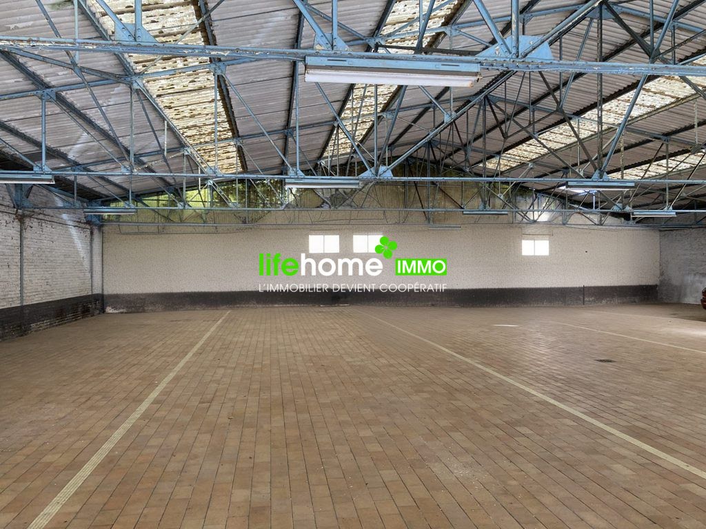 830m² Commercial property in Sin-le-Noble, France No. 230680