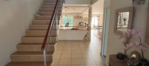 Дом с 5 спальнями в Сен-Патюс, Франция № 328388 6