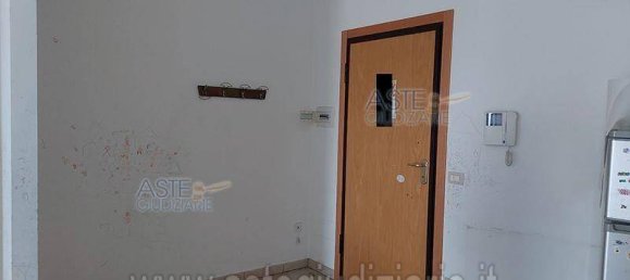 5 rooms Apartment in Corropoli, Italy No. 345428 2