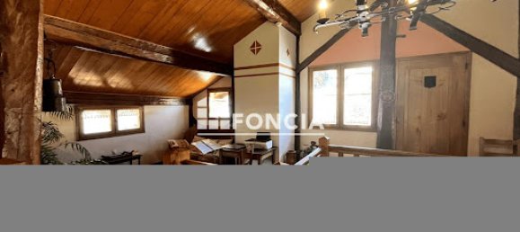 3 bedrooms House in Les Allues, France No. 204550 2