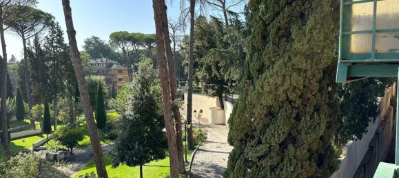 5 rooms Apartment in Rome, Italy No. 68814 9