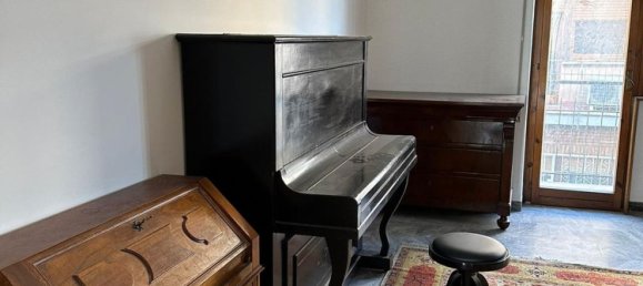 5 rooms Apartment in Rome, Italy No. 68814 14