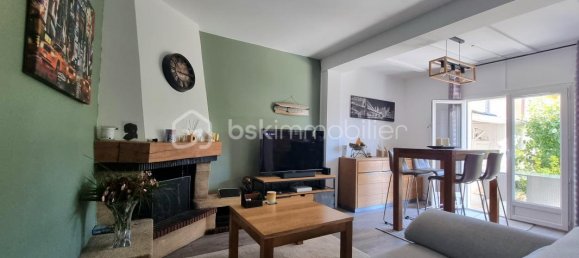 2 Schlafzimmer Haus in Ozoir-la-Ferriere, France, Nr. 322304 2