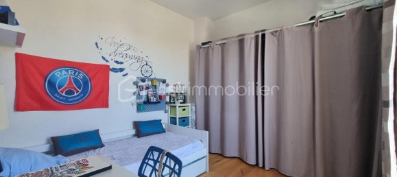 2 Schlafzimmer Haus in Ozoir-la-Ferriere, France, Nr. 322304 11