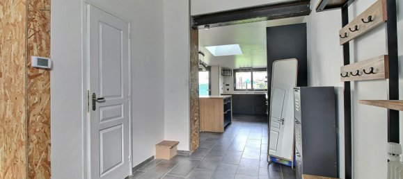 2 bedrooms House in Colombes, France No. 150328 8