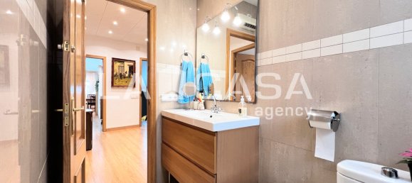 5 bedrooms House in Badalona, Spain No. 136686 19