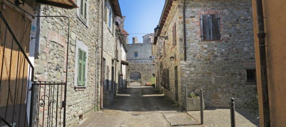 9-Zimmer Haus in Mulazzo, Italy, Nr. 203727 3