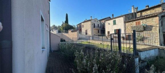 2 Schlafzimmer Wohnung in Cetona, Italy, Nr. 56416 4