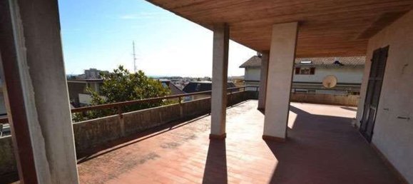 Вилла с 7 комнатами в Гроттаммаре, Италия № 114478 4