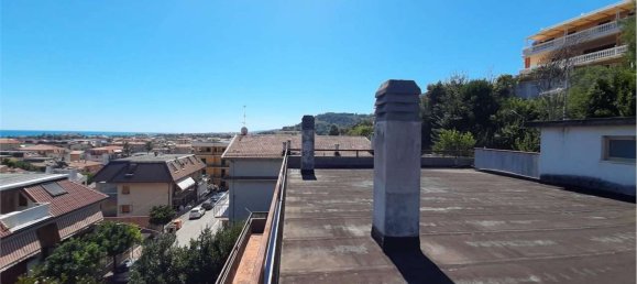 Вилла с 7 комнатами в Гроттаммаре, Италия № 114478 2