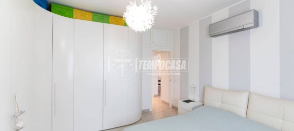 Apartamento de 2 dormitorios en Milan, Italy No. 266566 9