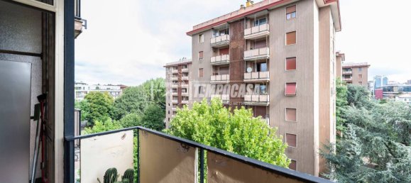 Apartamento de 2 dormitorios en Milan, Italy No. 266566 17
