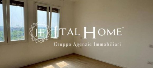 2 bedrooms Apartment in Milan, Italy No. 330738 7