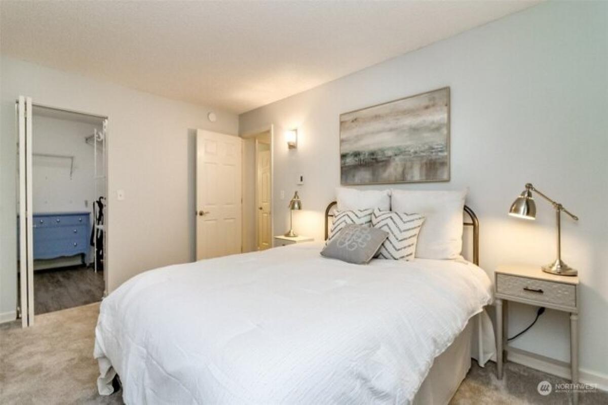 2 bedrooms House in Tacoma, USA No. 383377