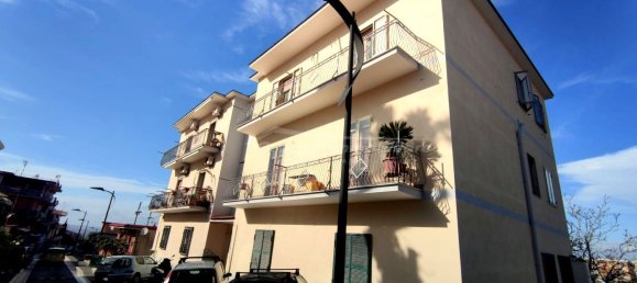 4 bedrooms Apartment in Massa di Somma, Italy No. 327728 12