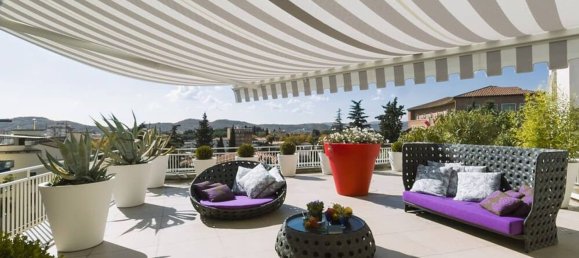 4 bedrooms Apartment in Massa di Somma, Italy No. 327728 6