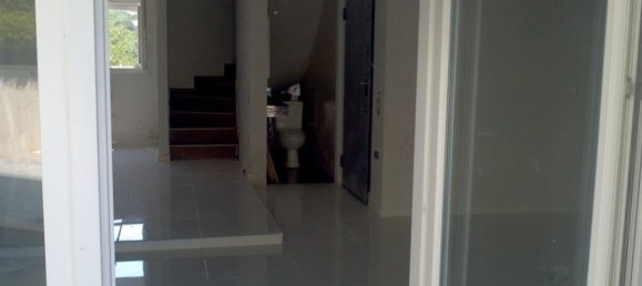 3 bedrooms Property in Thessaloniki, Greece No. 3439 4