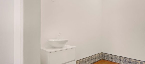 2 bedrooms Apartment in Lisbon, Portugal No. 74502 28