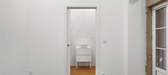 2 bedrooms Apartment in Lisbon, Portugal No. 74502 10