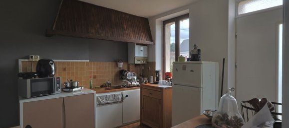 3 bedrooms House in Vierzon, France No. 252509 5