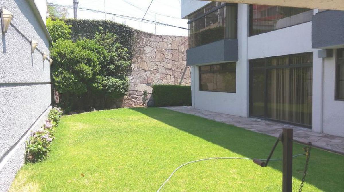 8 bedrooms House in Naucalpan de Juarez, Mexico No. 214561