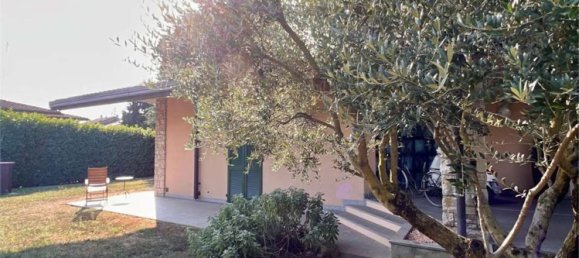 Villa de 10 habitaciónes en Albano Sant'Alessandro, Italy No. 284028 17